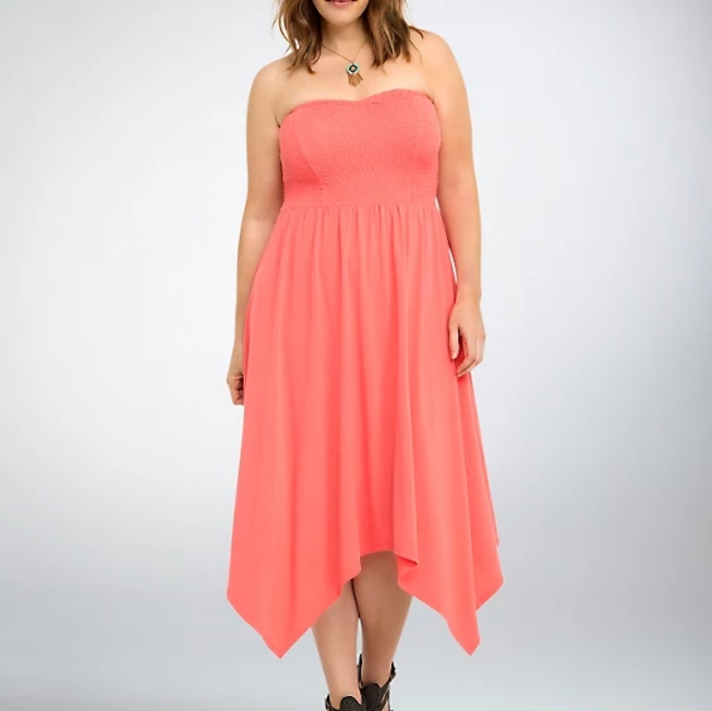 Torrid PINK Smocked Handkerchief Tube Dress Size 2